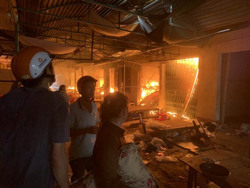 Cháy lớn ở Chợ trung tâm huyện Ea Súp