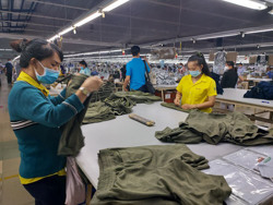 Băn khoăn mức đóng BHXH