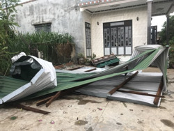 Xã Quảng Hiệp (huyện Cư M’gar): Mưa lớn làm 1 người bị thương, 8 căn nhà tốc mái