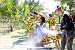 Lớn lên cùng con