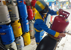 Tin vui cho các bà nội trợ trong tháng 6