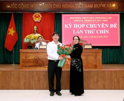 Kỳ họp Chuyên đề lần thứ chín, HĐND tỉnh khóa X: Đồng chí Nguyễn Thiên Văn được bầu làm Phó Chủ tịch UBND tỉnh khóa X, nhiệm kỳ 2021 - 2026