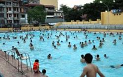 Cách phòng ngừa viêm tai giữa khi đi bơi