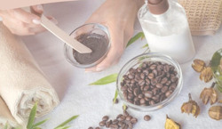 Bác sĩ "mách" 6 cách dùng cà phê cho da rạng rỡ