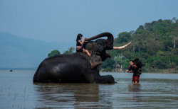 Đi qua miền thân thiện
