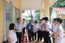 Ngăn chặn việc sử dụng công nghệ để gian lận thi cử