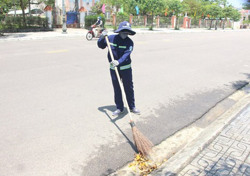 Ngày 3/6, nắng nóng tiếp tục bao trùm Bắc Bộ, Trung Bộ