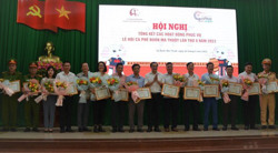 TP. Buôn Ma Thuột: Khen thưởng 18 tập thể và 55 cá nhân có thành tích xuất sắc trong hoạt động Lễ hội Cà phê Buôn Ma Thuột lần thứ 8