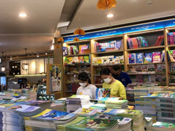 Đảm bảo đủ sách giáo khoa cho năm học mới