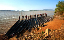 Đặc sắc lễ cúng hạ thủy thuyền độc mộc của người M’nông