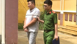 Đắk Nông: Nổ quen biết rộng, nhận 500 triệu đồng lừa làm sổ đỏ cho người dân