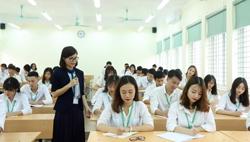 Giám sát tăng học phí