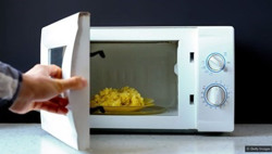 Lò vi sóng gây hại cho sức khỏe?