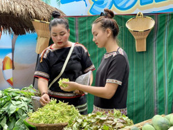 Đặc sản từ... đắng cay