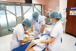 Mùa hè, trẻ nhập viện tăng