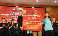 Tuyển nữ tiếp tục nhận "quà" 1 tỉ đồng trước khi lên đường dự World Cup