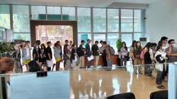 Tuyển sinh đại học 2023: Điểm chuẩn sẽ giảm?