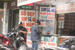 Cá nhân sở hữu trên 10 sim điện thoại: Cuối tháng 8 sẽ xử lý dứt điểm
