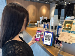 Các ví điện tử trong nước tung chiêu đối đầu với Apple Pay