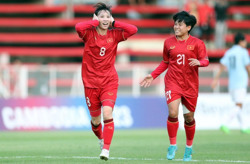 Thùy Trang quyết định chia tay tuyển nữ Việt Nam