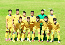 Câu lạc bộ bóng đá Đắk Lắk xuất quân, lên đường chuẩn bị cho trận chung kết, thăng hạng