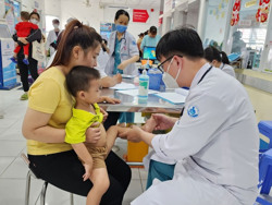 Bệnh nguy hiểm rình rập mùa tựu trường