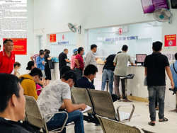 Ngày đầu cấp biển số định danh: Thiết thực nhưng chưa suôn sẻ