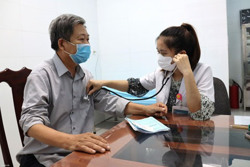 Khẩn trương triển khai bệnh án điện tử, không dùng bệnh án giấy