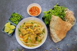 Cuộc thi "Tự hào hàng Việt": Gánh mì Quảng của mẹ