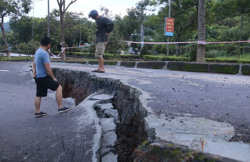 Khẩn cấp ứng phó sạt lở đất ở Đắk Nông
