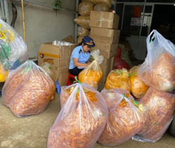 Xử phạt hơn 11 triệu đồng cơ sở kinh doanh thực phẩm không rõ nguồn gốc, xuất xứ