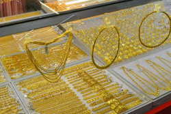 Giá vàng hôm nay 9-8: Tiếp tục giảm