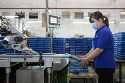 Hạn chế rút BHXH một lần: Nên tính đến rủi ro của người lao động