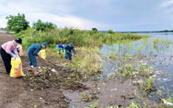 Bảo vệ môi trường khi đến hồ Ea Kao: Chỉ cần bỏ rác đúng nơi quy định
