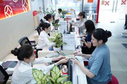 Lãi suất giảm sâu, tiền 'chảy' vào đâu?