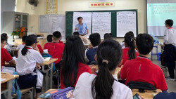 Để học thêm không trở thành gánh nặng - Bài 1: Nghịch lý cấm và quản