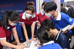 Các trường đại học công bố xét tuyển bổ sung hàng nghìn chỉ tiêu