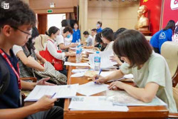 Đề xuất lùi thời hạn tăng học phí: Gỡ khó cho các trường bằng cách nào?