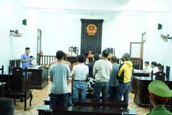 Xét xử vụ bắt giữ người trái pháp luật, chống người thi hành công vụ tại Đắk Lắk