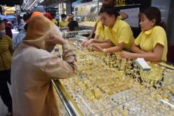 Giá vàng hôm nay 28-9: Vàng thế giới giảm mạnh