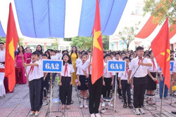 Thiếu giáo viên khắp cả nước, ngành giáo dục có giải pháp nào cho năm học mới?