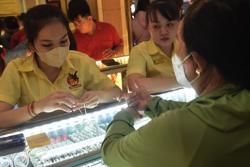 Giá vàng hôm nay, 11-1: Đà giảm chưa dừng lại