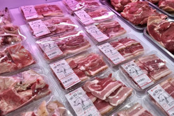 Giữ vững sân nhà