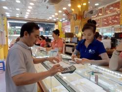 Giá vàng hôm nay 15-11: Vàng miếng SJC tăng nóng