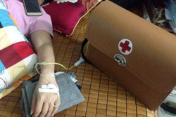 Nhiều tai biến khi tự truyền dịch tại nhà