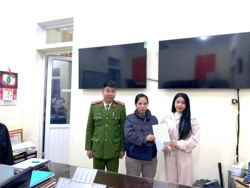 Nhận 236 triệu đồng chuyển khoản nhầm từ Đắk Lắk, người phụ nữ báo Công an