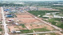 Vì sao hàng trăm hộ dân không về khu tái định cư của dự án ngàn tỉ?