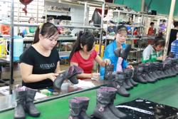 Chính sách BHXH, lương hưu năm 2024 cán bộ, công chức, người lao động cần biết