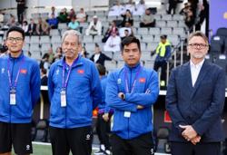 Chuyện huấn luyện viên cho bóng đá Việt Nam