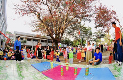 Giới trẻ đón Tết thế nào?